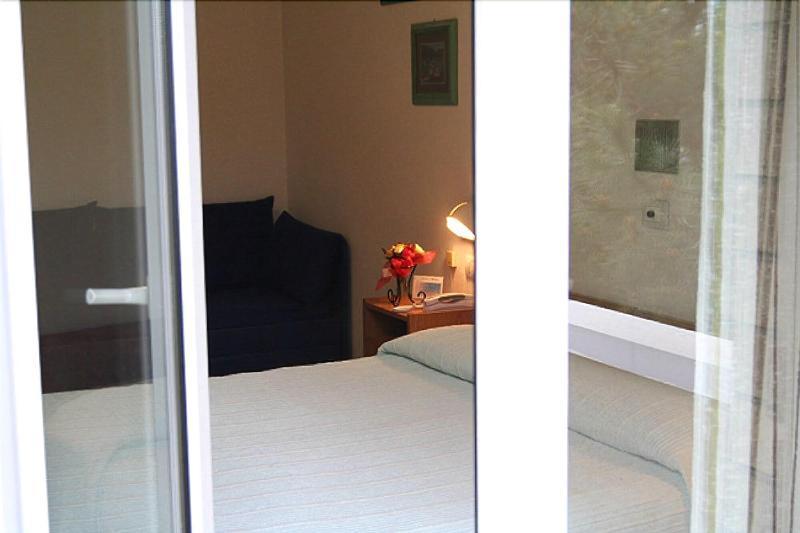 Hotel Marselli ริมินี ภายนอก รูปภาพ