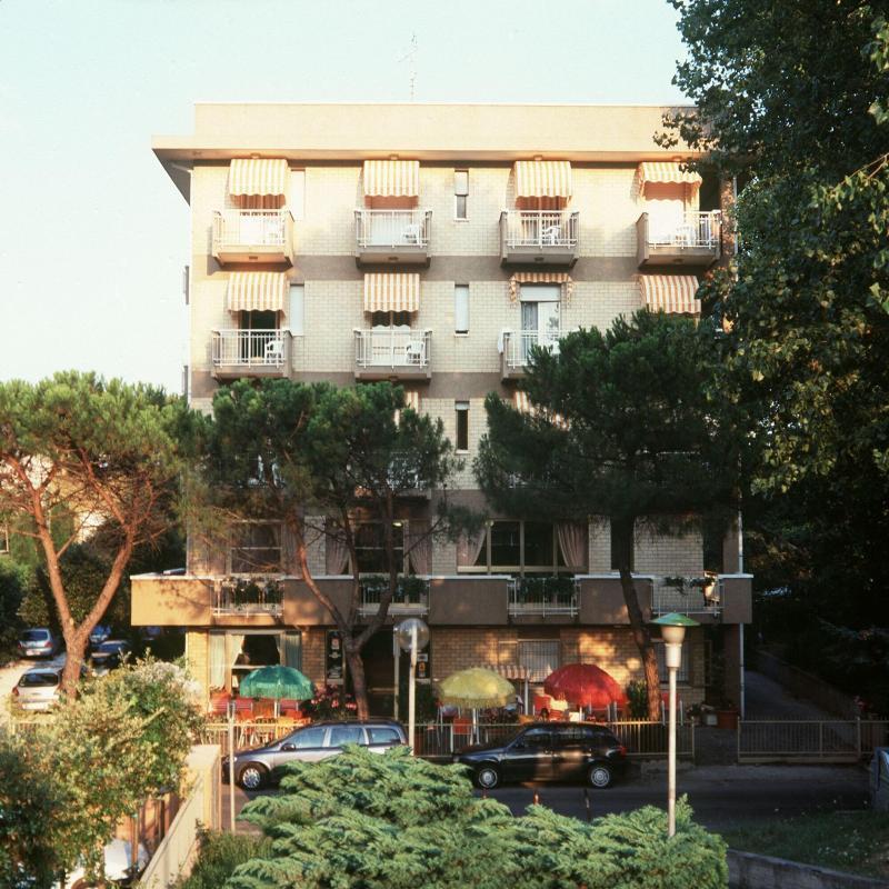 Hotel Marselli ริมินี ภายนอก รูปภาพ