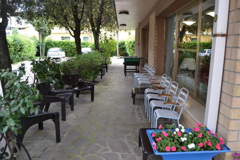 Hotel Marselli ริมินี ภายนอก รูปภาพ
