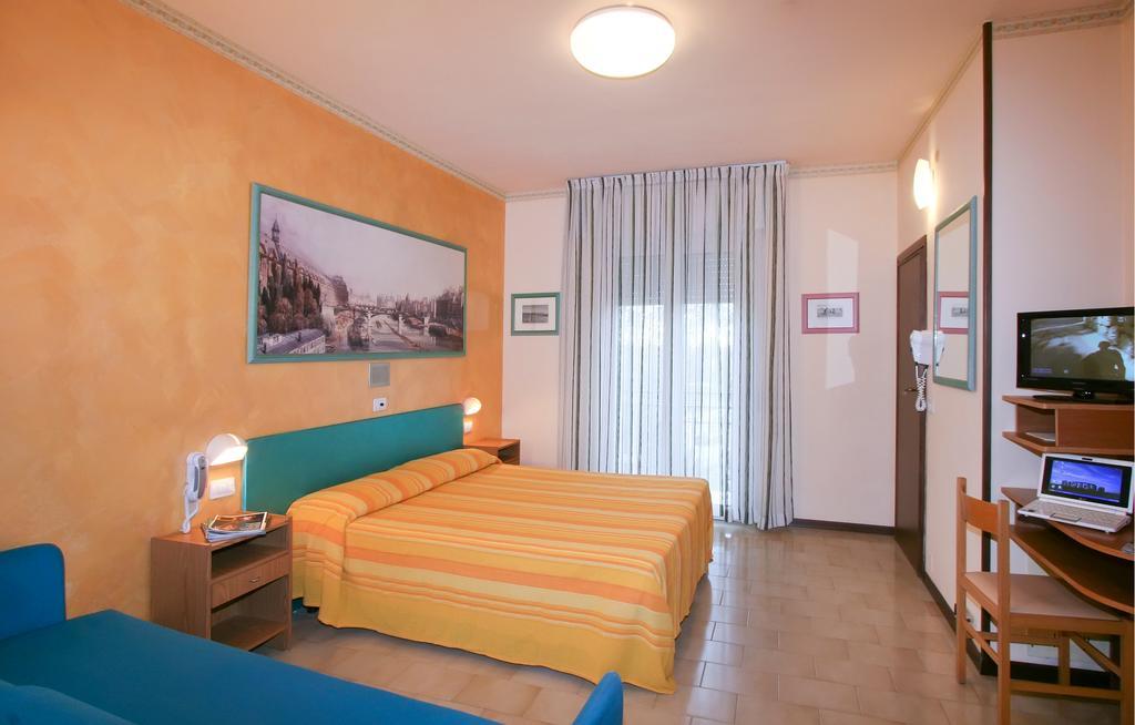 Hotel Marselli ริมินี ภายนอก รูปภาพ